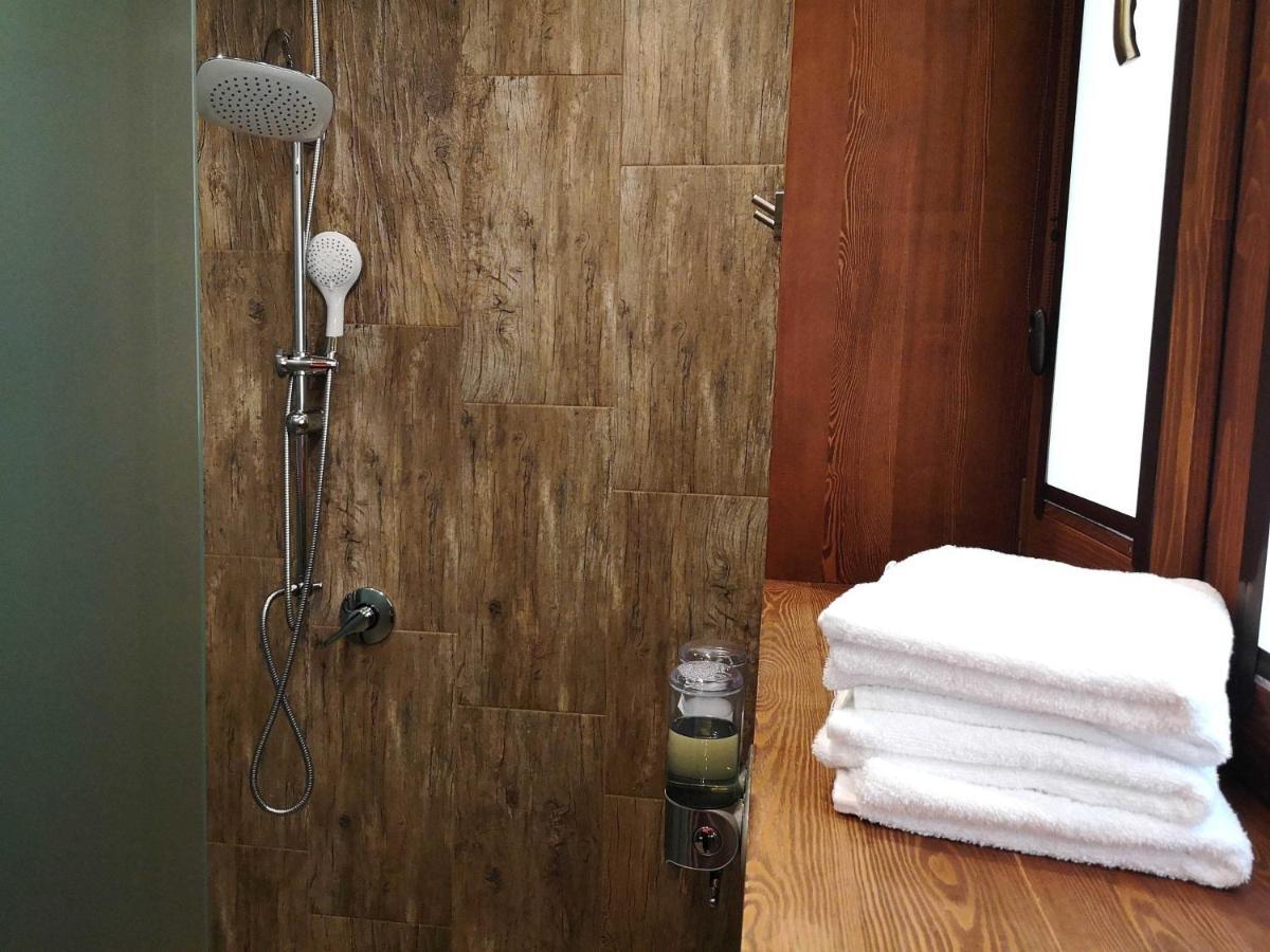 Pinus Villas Lodge With Private Jacuzzi & Phyto-Sauna Retreat Zheleznitsa Exterior foto