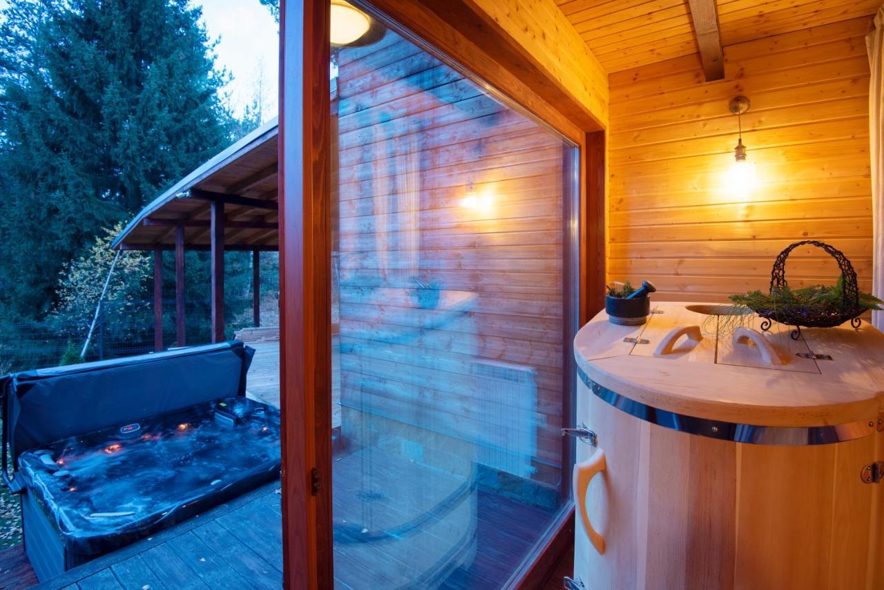 Pinus Villas Lodge With Private Jacuzzi & Phyto-Sauna Retreat Zheleznitsa Exterior foto